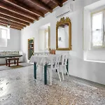 Old Town Charm Casa Historica * Ermioni