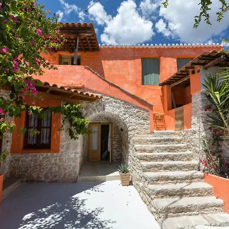 Nyaraló Old Town Charm Casa Historica Ermióni