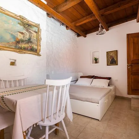 בית נופש Old Town Charm Casa Historica